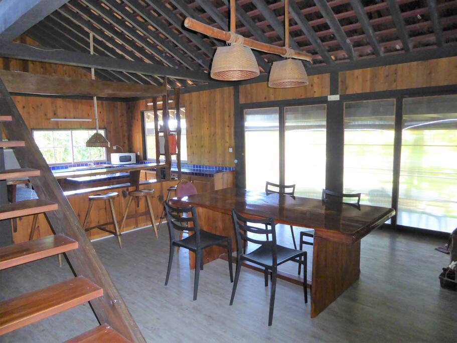 Dinning ,bar,and kitchen area