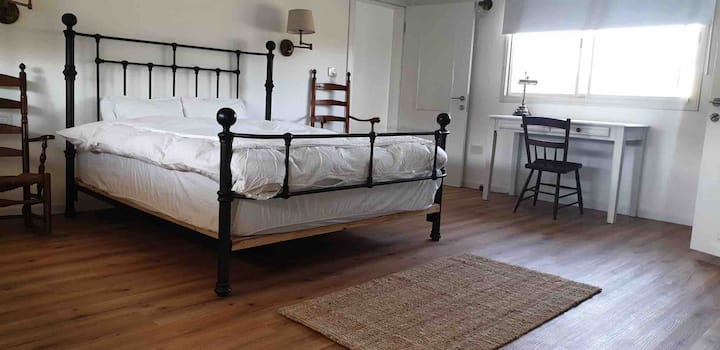 Втори етаж, главна спалня 