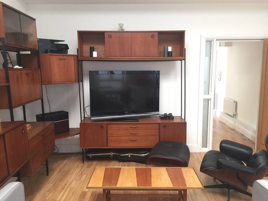 Modern, stylish living room