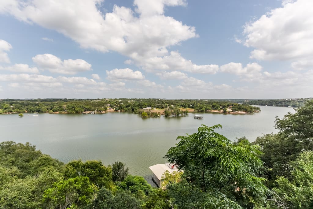 Lake House in Spicewood Houses for Rent in Spicewood, Texas, United
