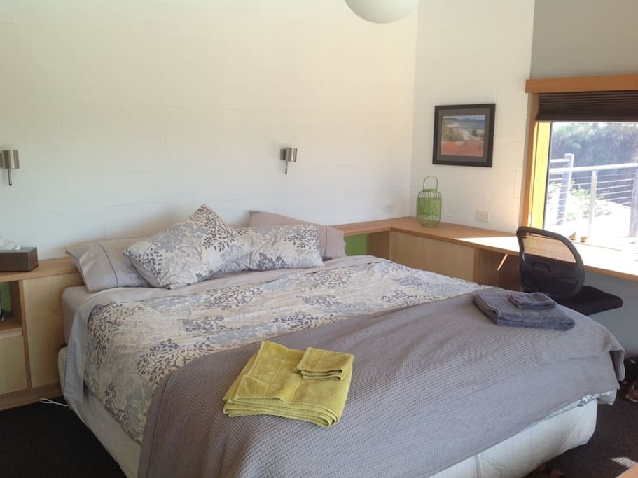 The Perch - Bedroom 2 - both bedrooms similar