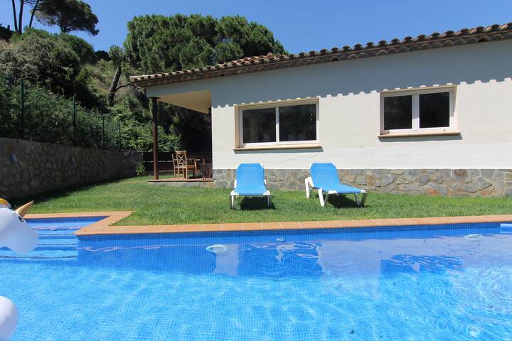 Villa Tulipan Begur with airco and wifi. gallery image 5