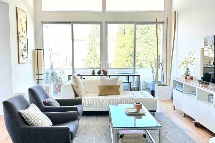 Lucky Vacationers, Project Mgr, Hybrid, Remoter gallery image 3