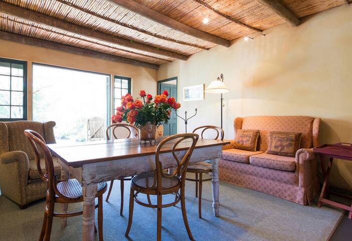 Lily’s Cottage, Constantia Stables, Cape Town gallery image 5