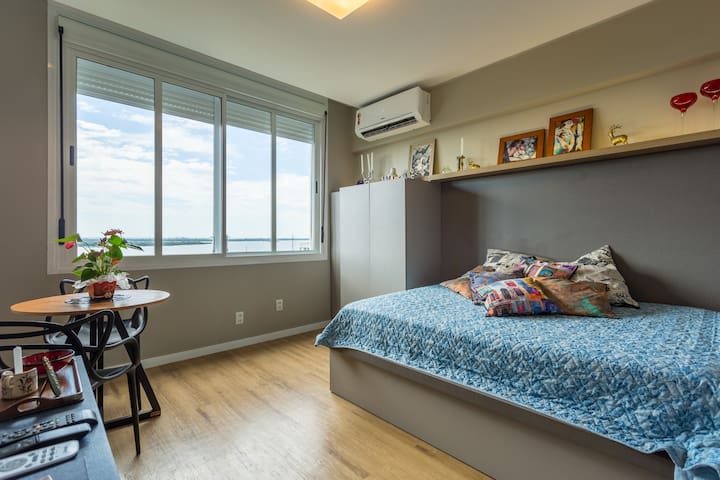 ESTÚDIO DESIGN NO CENTRO HISTÓRICO COM VISTA/RIO