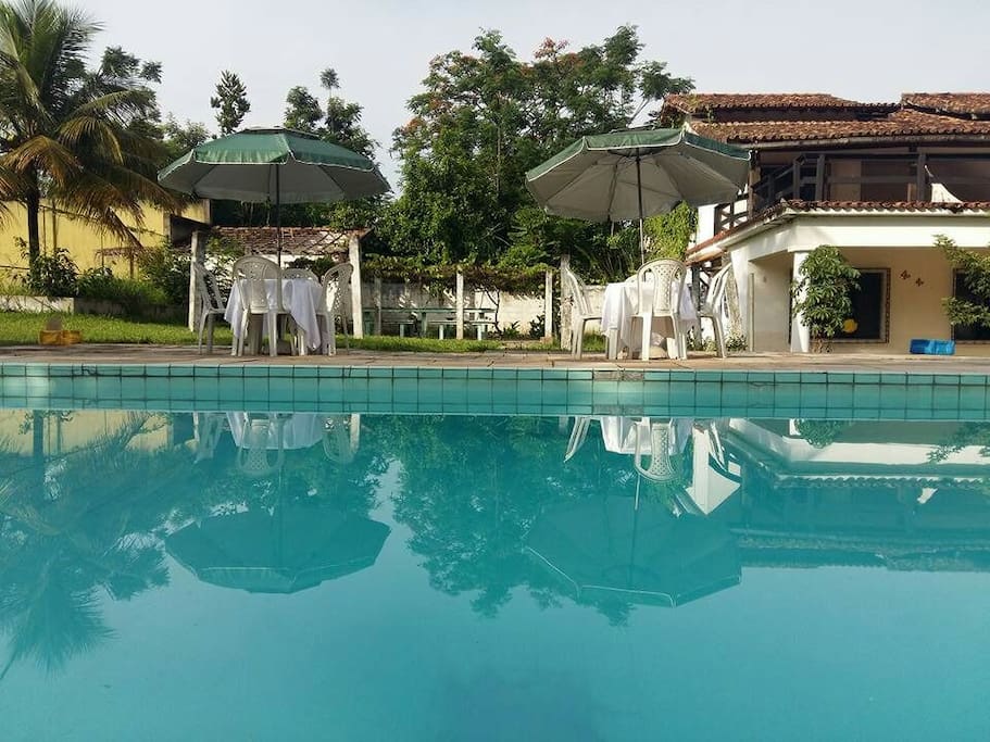 Piscina de 1,80 no fundo e 0,50 no raso