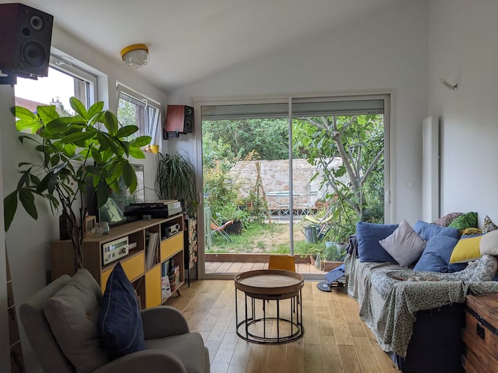 Petite Maison Nantaise Avec Jardinet - Nantes