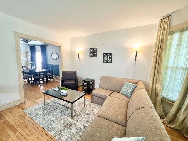 Beverly Area- Home Away from Home, Free Parking gallery image 3