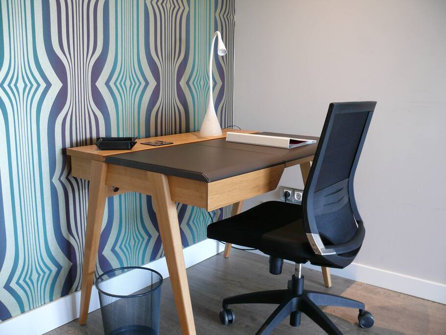 Room to work and write postcards home