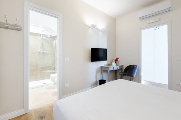 Pantheon casa raffinata con dettagli di lusso gallery image 4