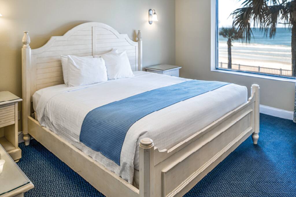 Your one bedroom oasis awaits!