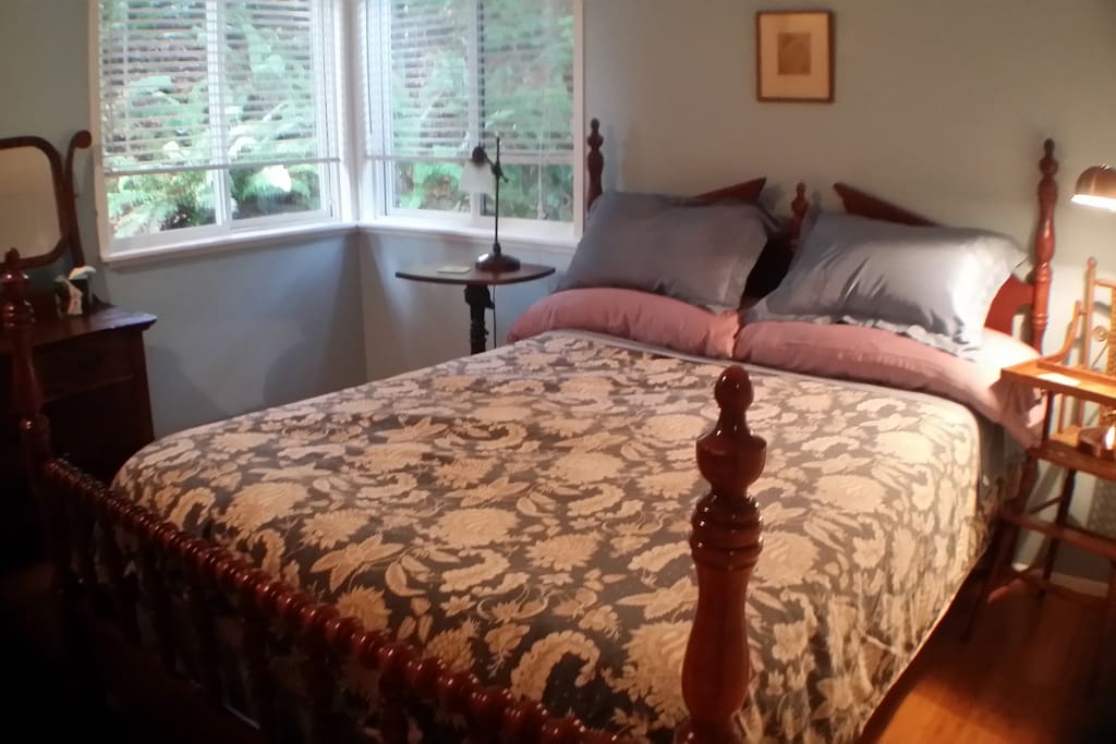 I full-size bed with a posture foam mattress.