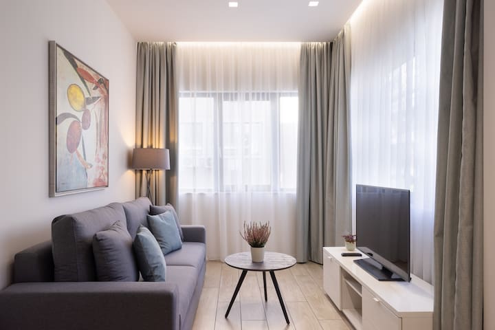 Family 2BDR apartment, central located