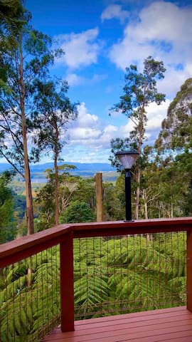 Melbourne Topview Villa Dandenong Ranges Australia gallery image 2