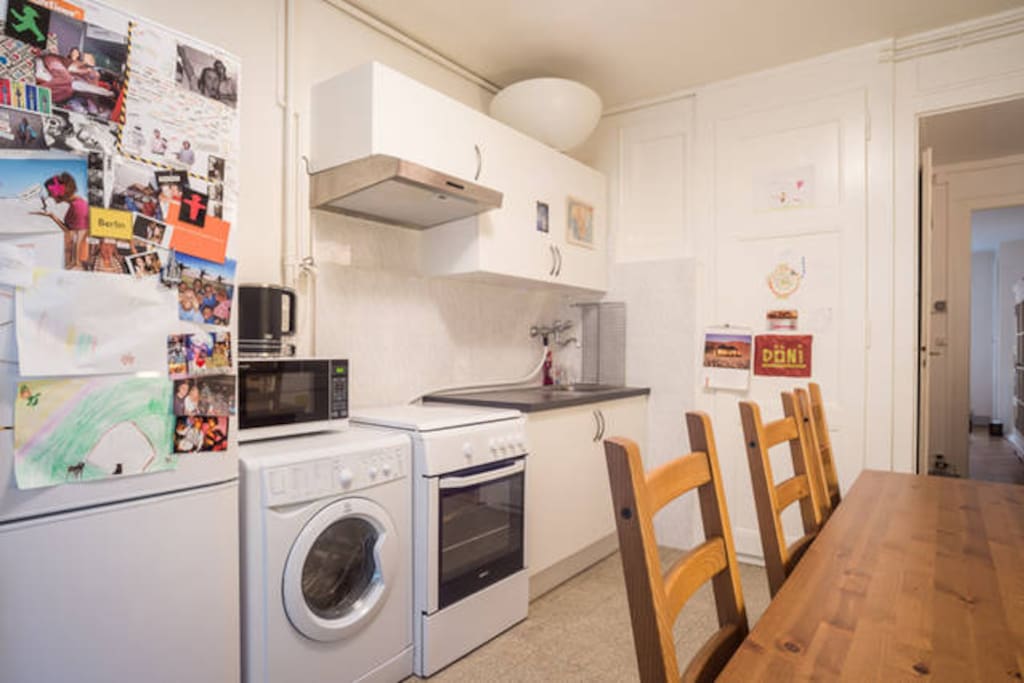 Fully equipped kitchen incl. washing machine / dryer