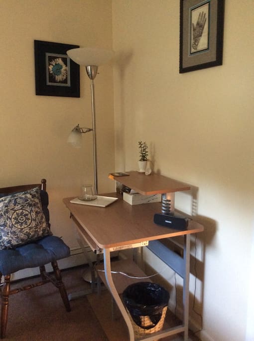 A place to sit and work or chill. Wifi for guests available.