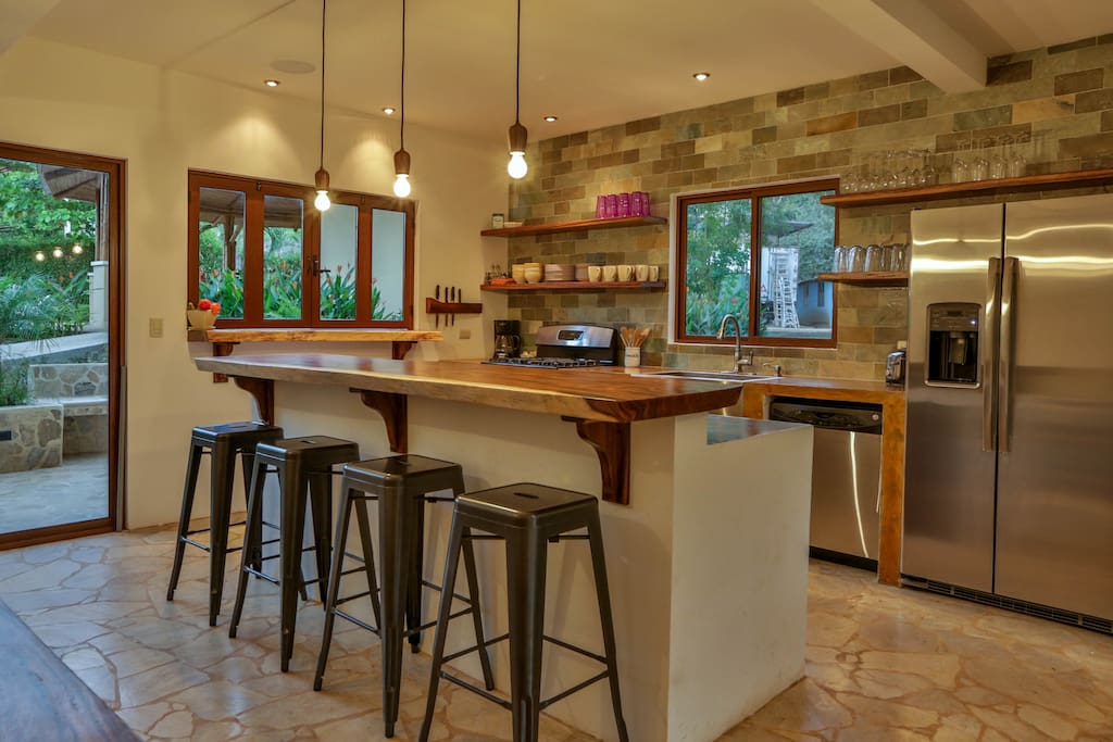 Kitchen and satellite bar
