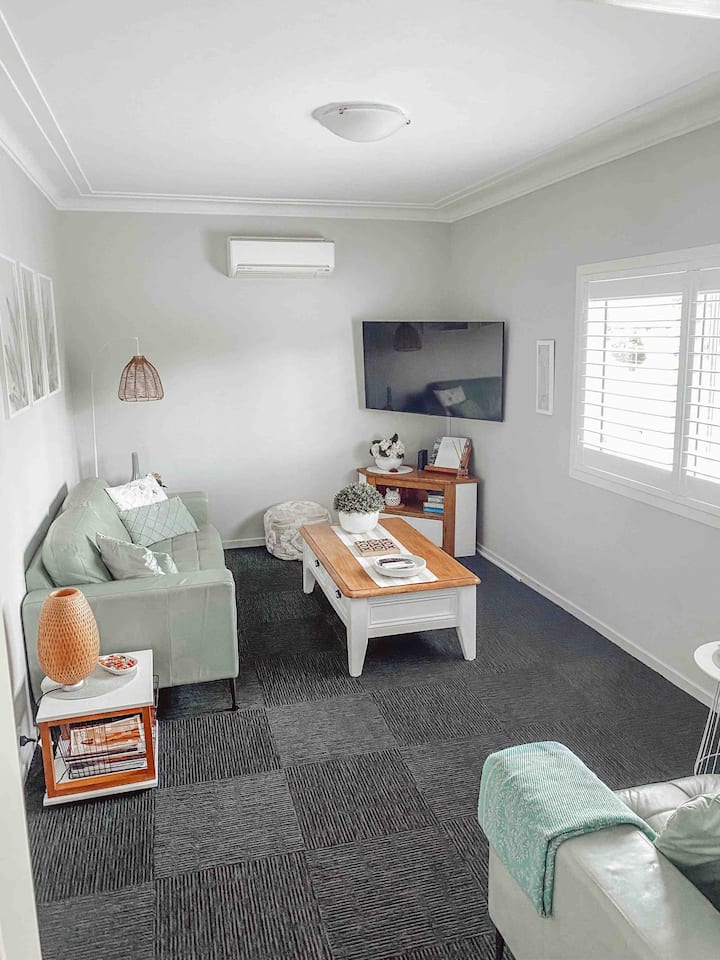 3 Bedroom House - Shellharbour City - Shellharbour