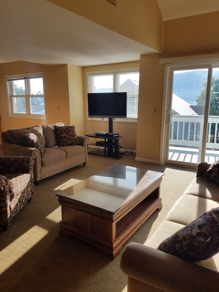 Top 10 Airbnbs With Pool In Lake New York Updated 2024 Trip101