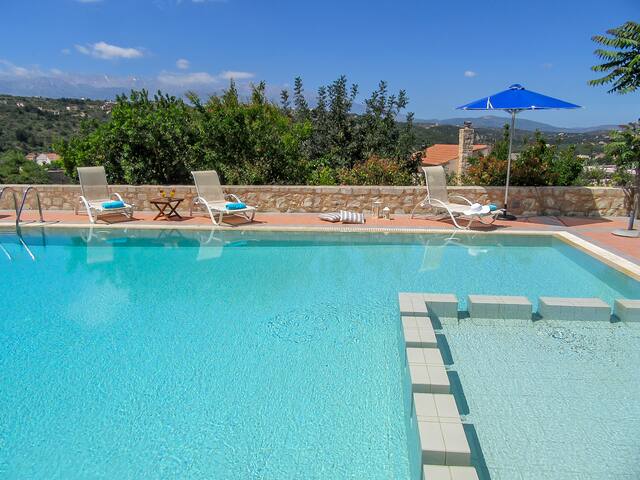 Alkyoni – Apokoron Villa with Large Private Pool gallery image 4