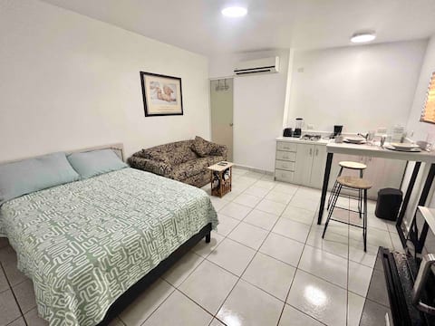 Anuncio de Airbnb popular: Centrally-located, nice, equipped and affordable apartment en Hermosillo