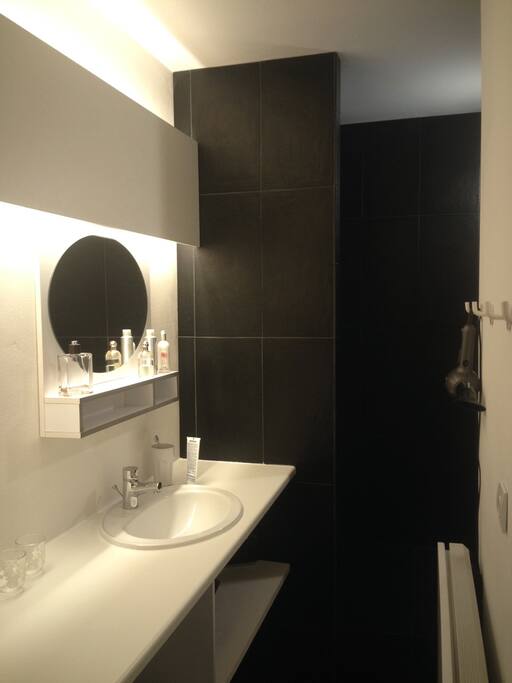 Douche design 140 x 90