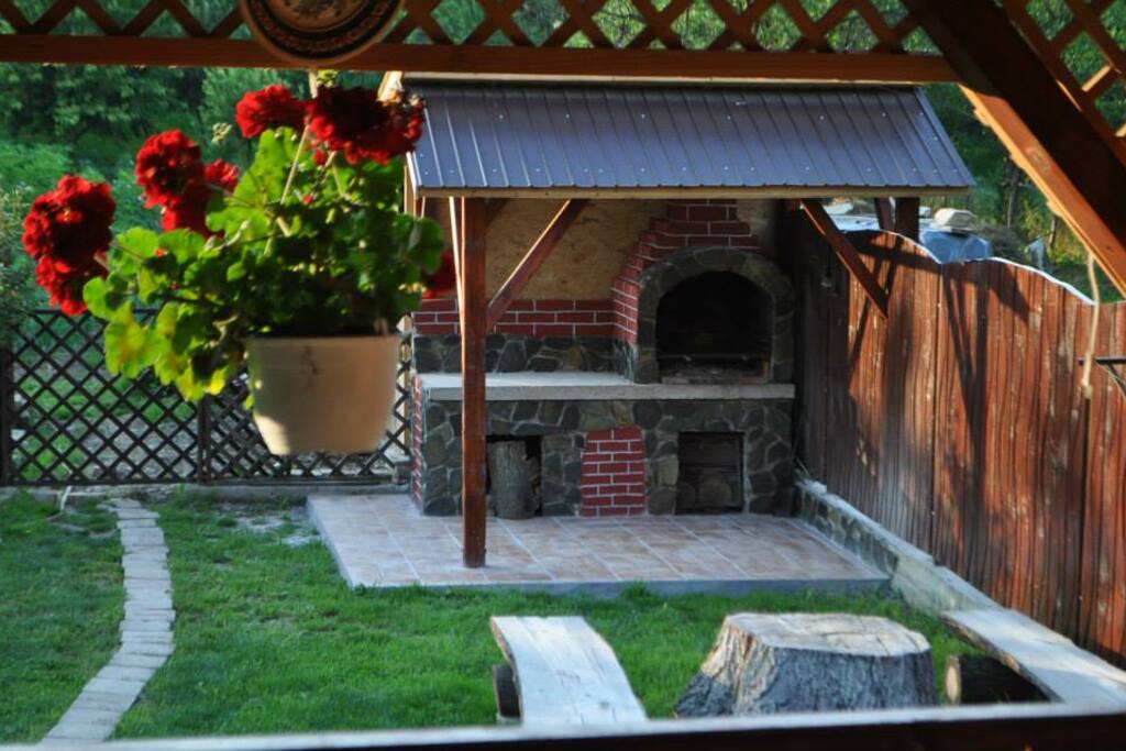 you can have a BBQ in the backyard