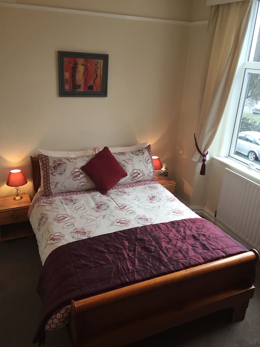 Double room with en-suite shower