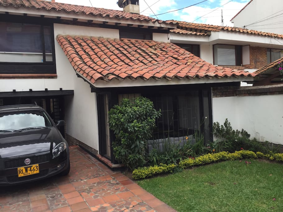 Garage / Parqueadero