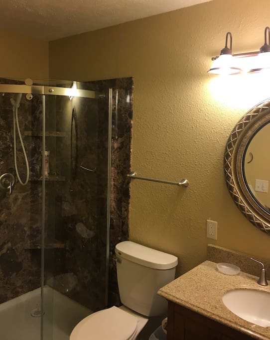 Custom bathroom w/light sensor