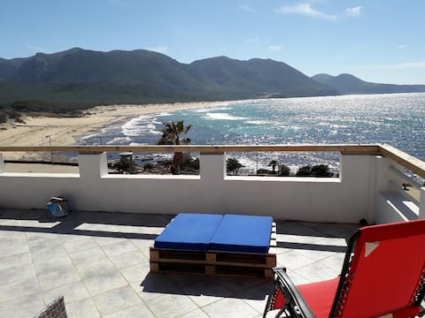 HOUSE ON THE SEA IN PORTIXEDDU