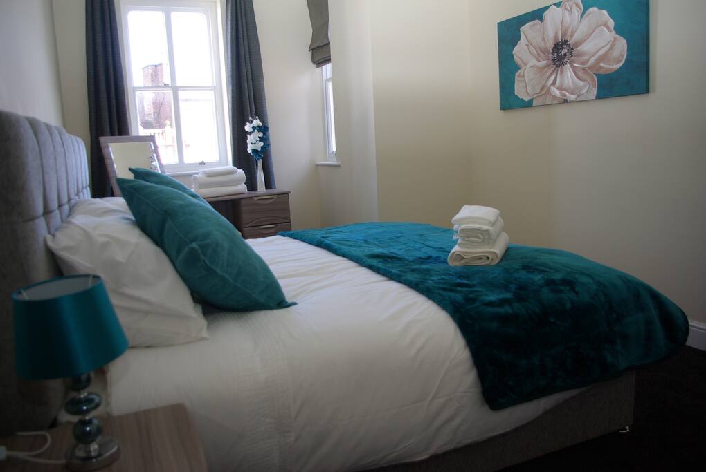 Super King Size Bed