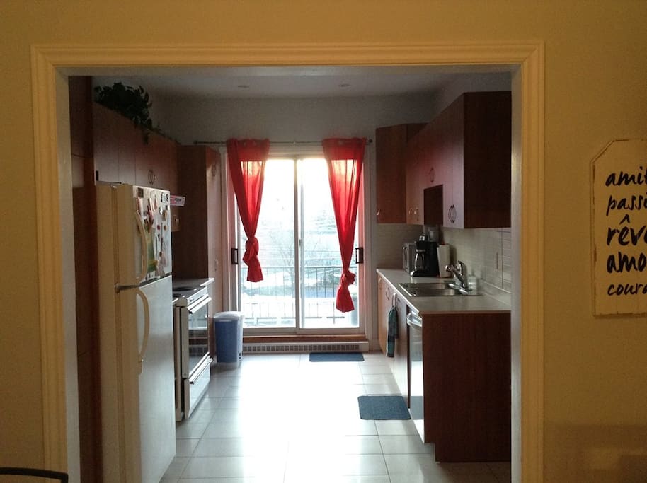 Big Kitchen with a dishwasher