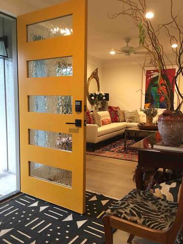 One Story Morning Glory gallery image 2