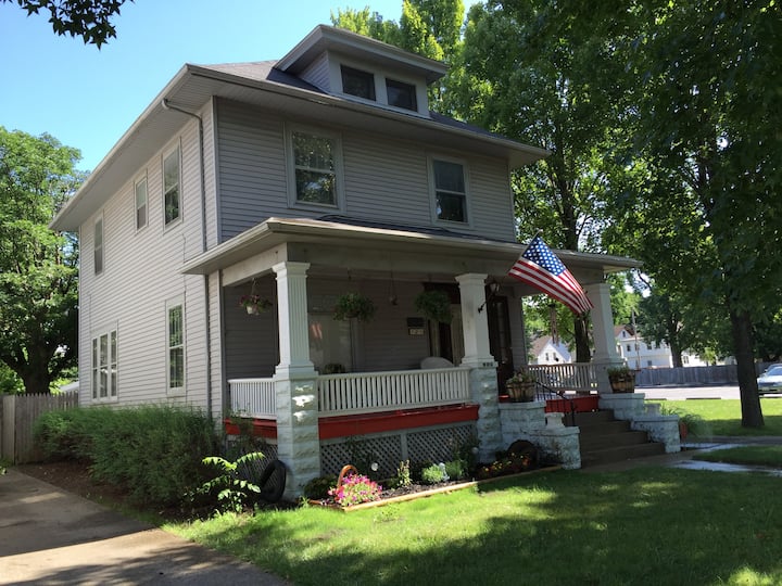 Historic Craftsman Style Boutique House