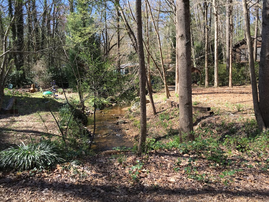 Stream everywhere in Mountain Park, Ga