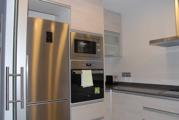 Autèntic Monumental 41 gallery image 3