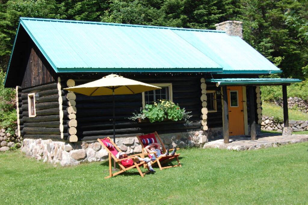 Un des chalets individuel du Domaine le Bostonnais pour deux personnes