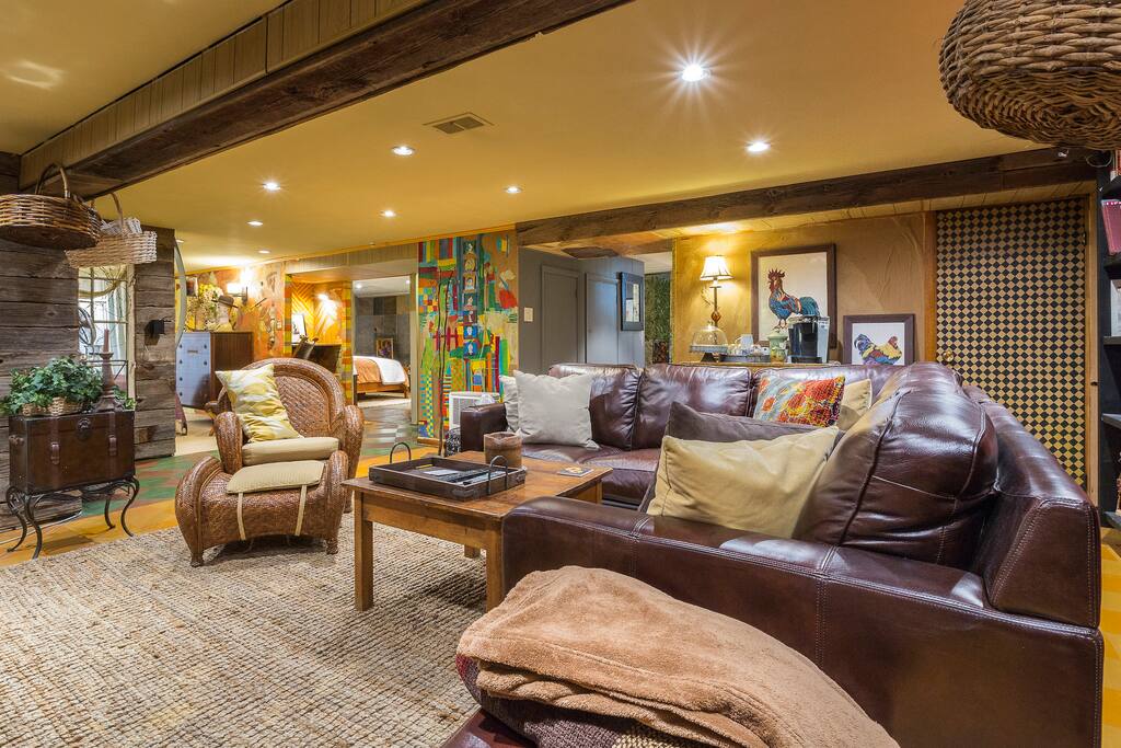 Here's a panoramic of the space.