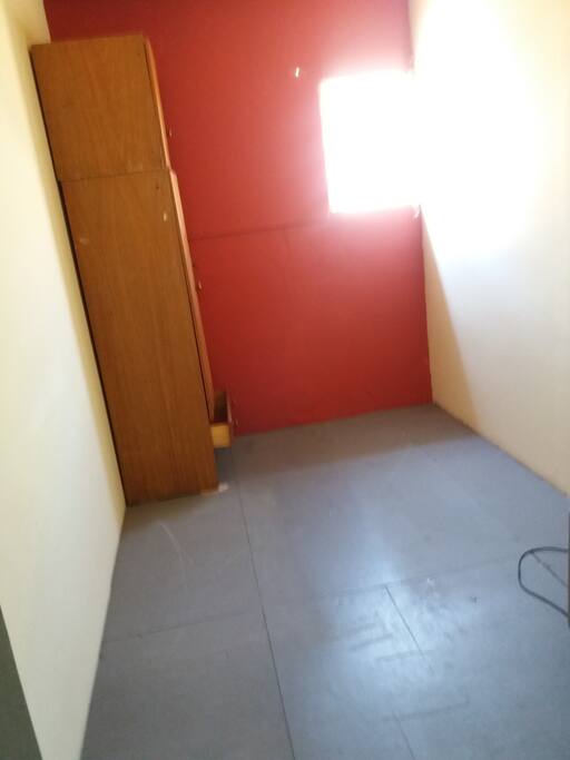 Quartos para moças e rapazes