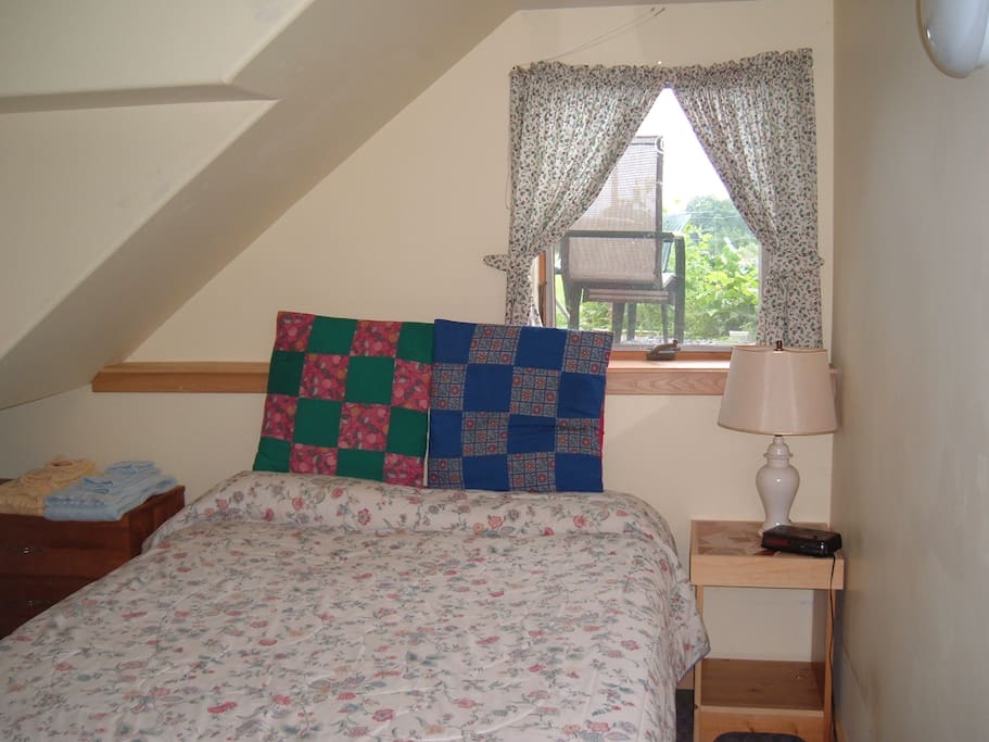 The Wildflower Room with queen size bed