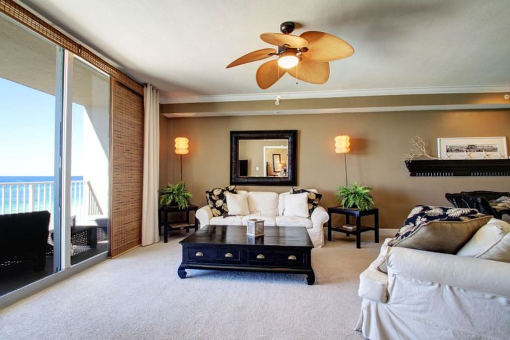 Spacious Living Room!