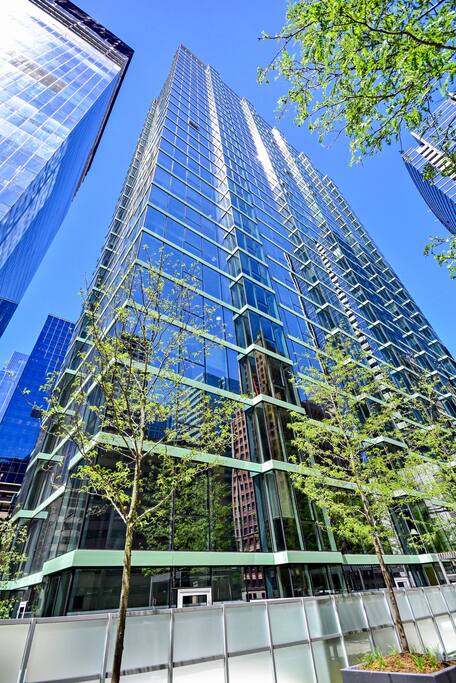 Linea Building