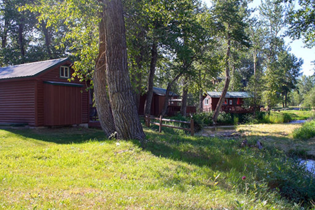 all 3 creekside cabins in a row