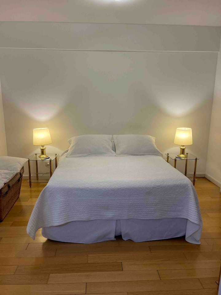 One-bedroom apartment in Vicente López with pool and garage