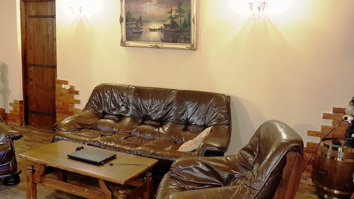 Qonaq otağı