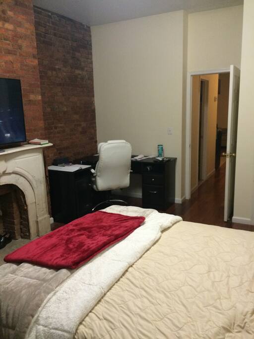 Also includes an L-Shaped desk and office chair