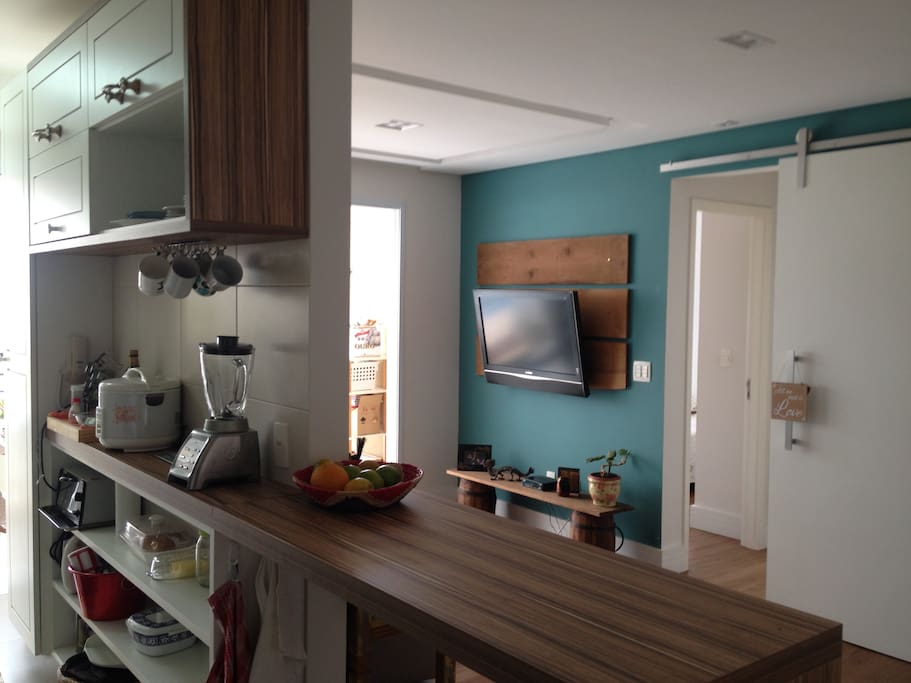 Sala e cozinha americana integradas