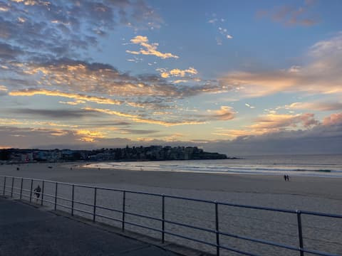 Top performing Airbnb: Bondi Postcard #5 - Bondi Beach front row in North Bondi
