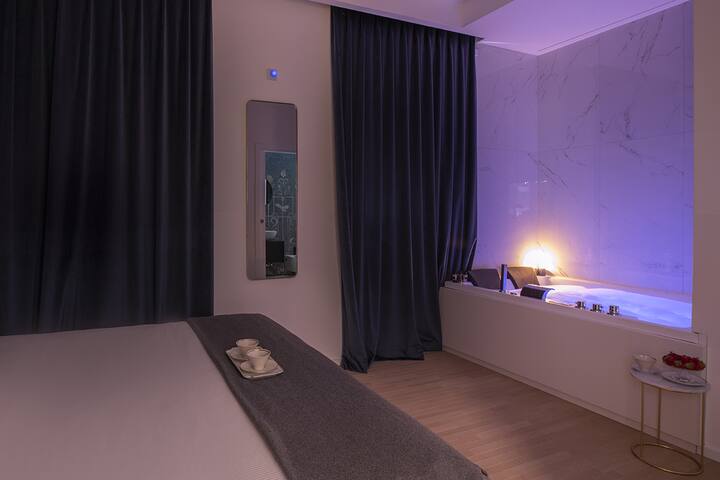 ROMAC Trinity w/ sauna and Jacuzzi-Navona area gallery image 5